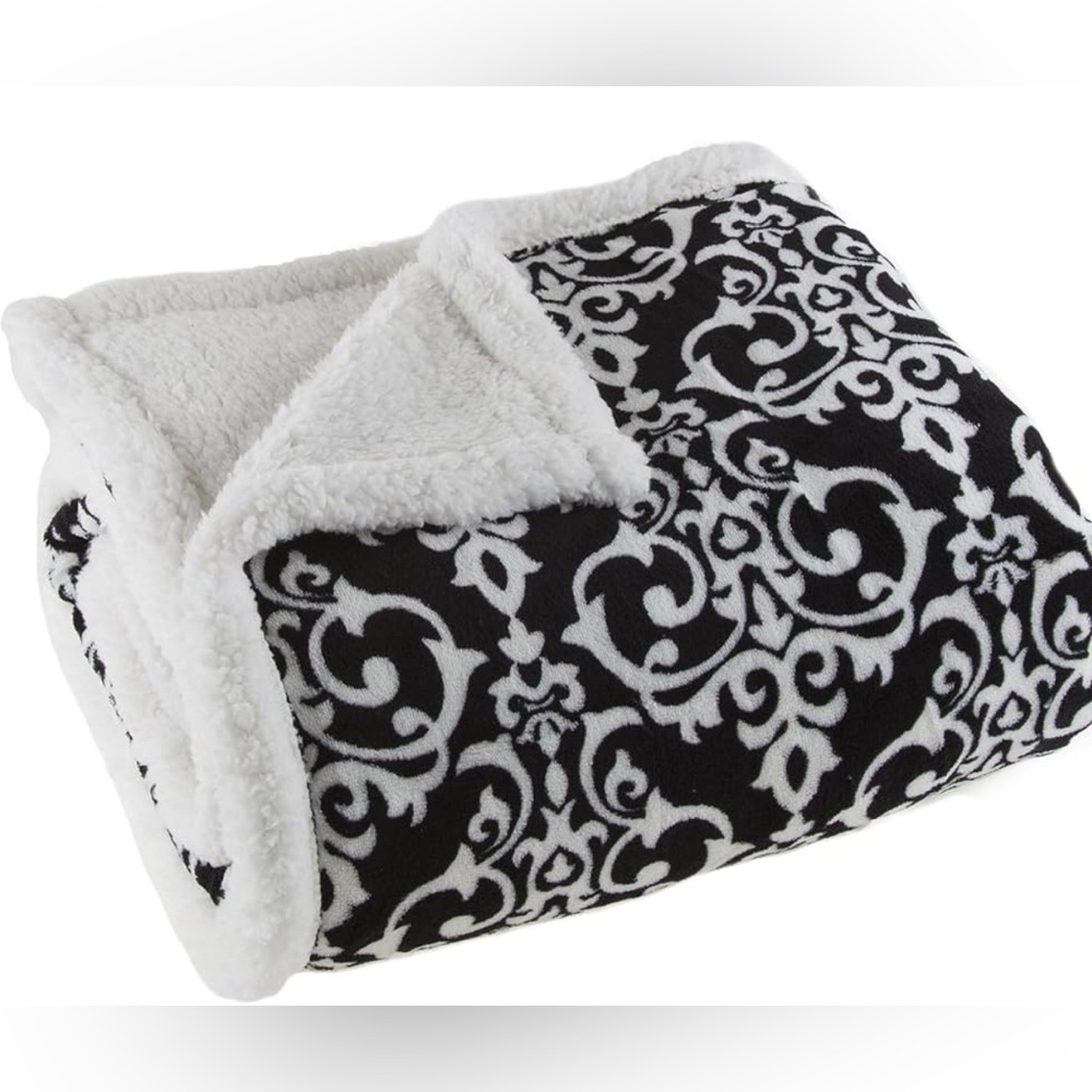Lavish home Sherpa fleece